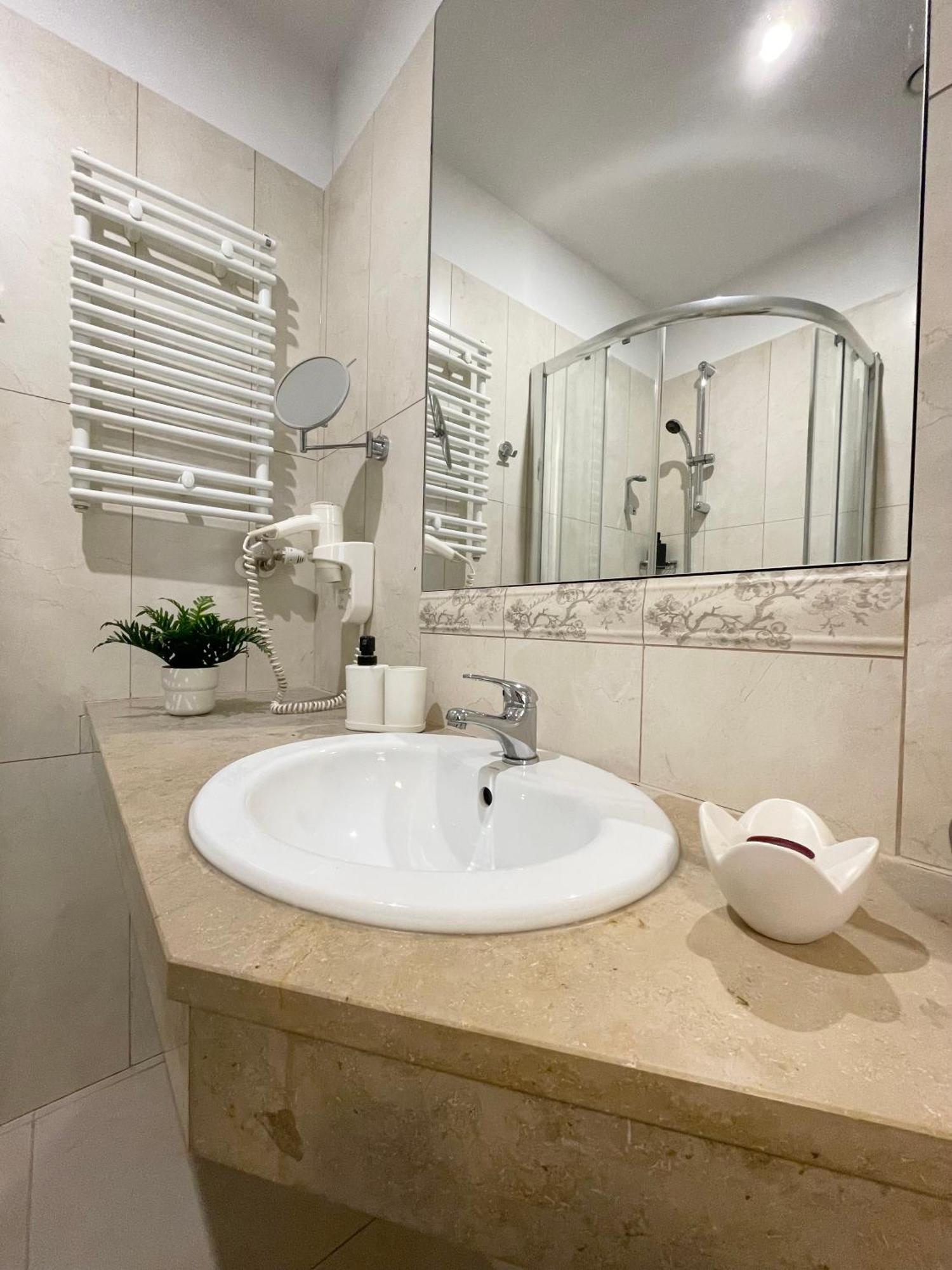 Gertrudy 10 Residence - 1-Minute Walk To The Old Town Cracovie Extérieur photo